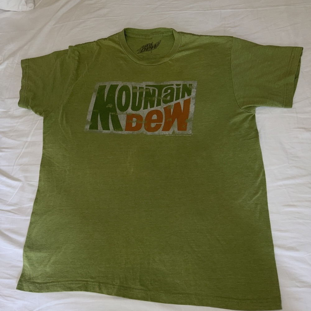 Mountain‎ Dew T-shirt Size L